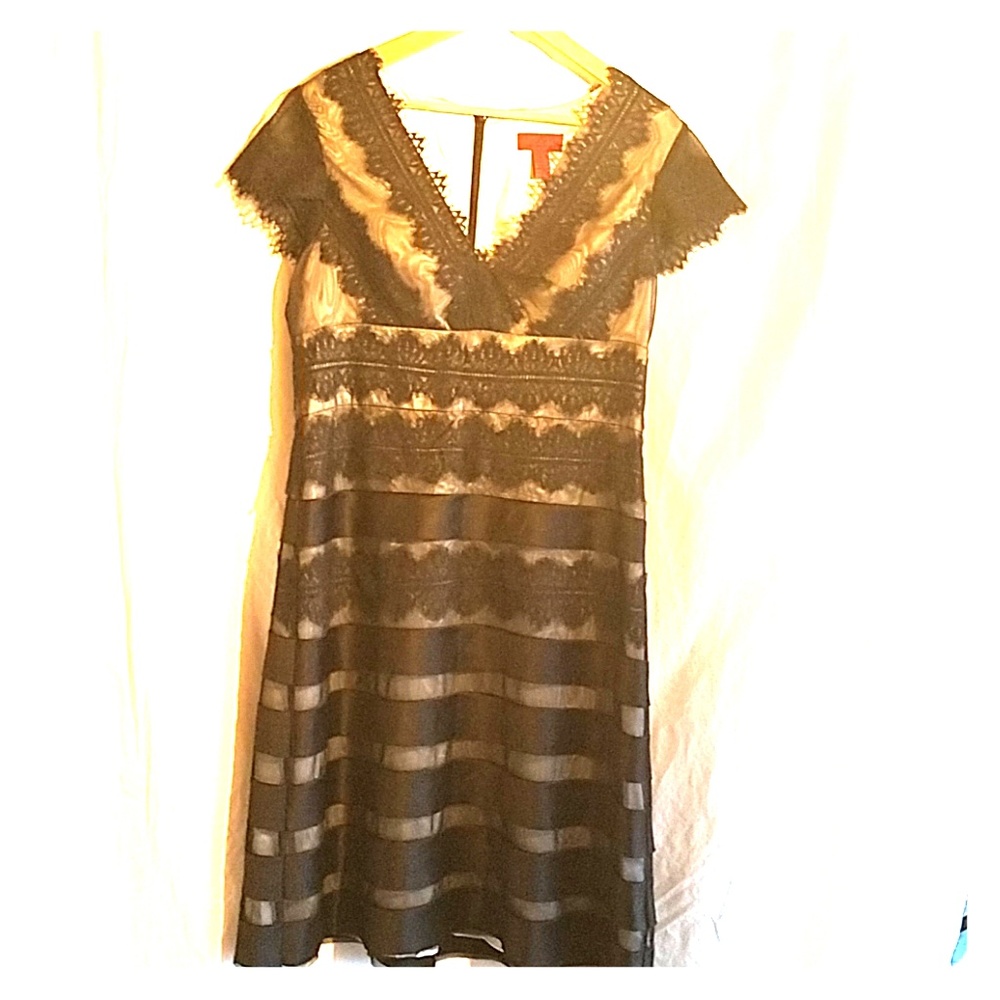 JS collections black dress with free scarf!